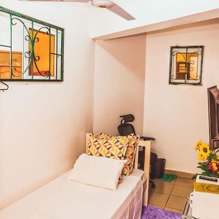 Beach Front Studio Apartment Nyali Beach Экстерьер фото